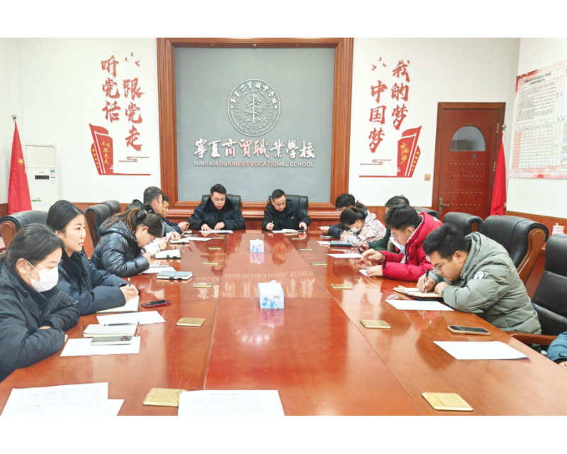 “青蓝”结对 以赛促建丨我校班主任队伍建设双线推进