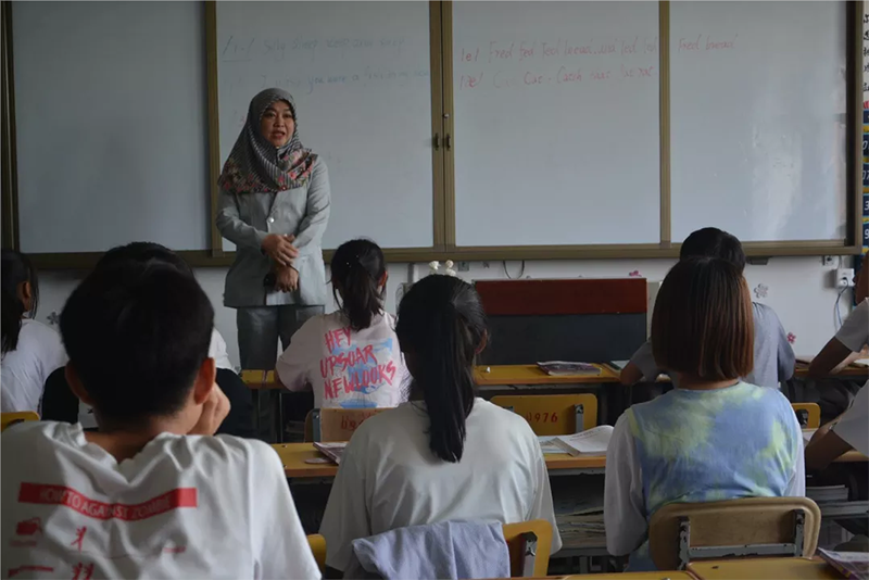 马来西亚敦胡先翁大学代表团访问我校(图6)