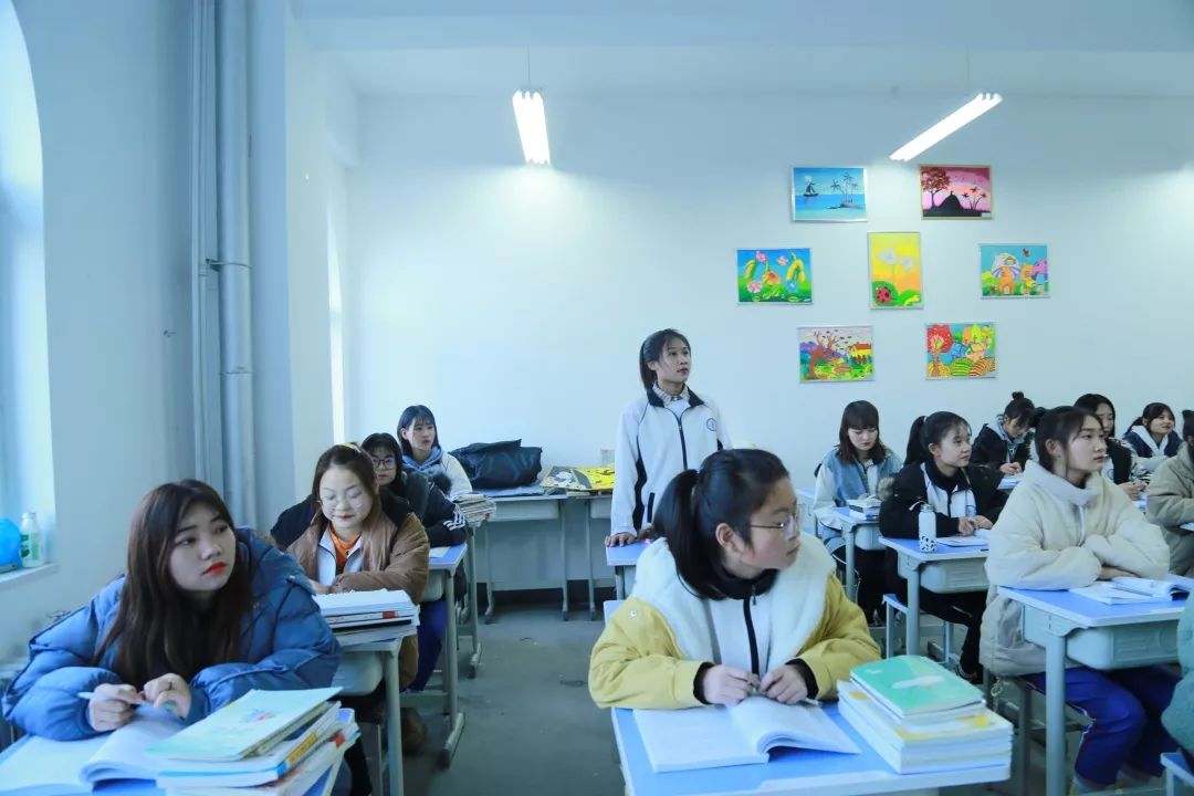 2018-2019学年度国家奖学金学生获得者-何小君(图2)