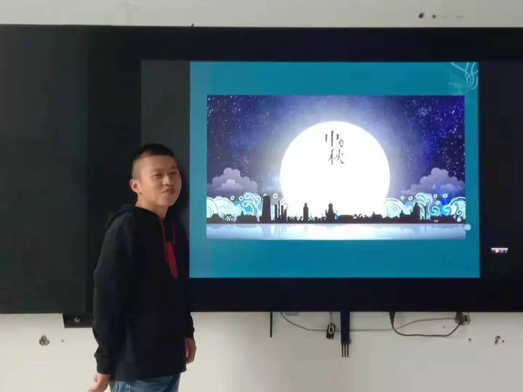 浓情中秋，喜迎佳节——宁夏国际语言学校开展中秋节主题教育活动 宁夏国际语言学校(图1)