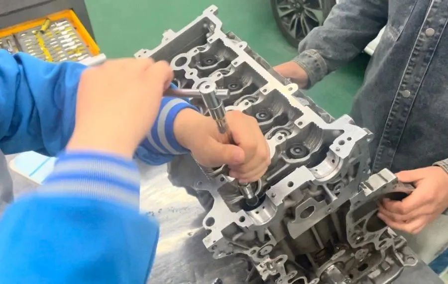 专业介绍丨新能源汽车运用与维修(图5)