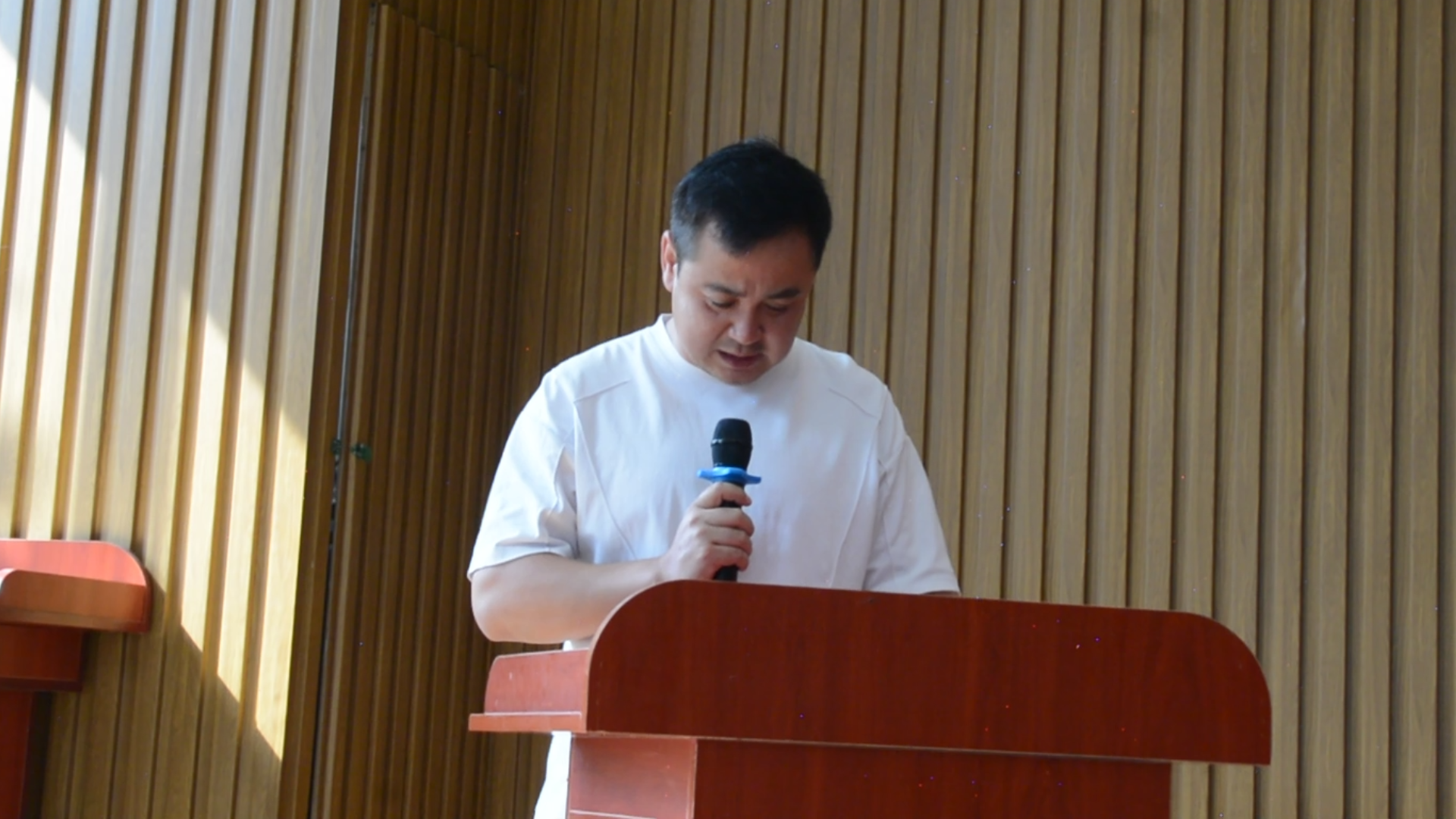 青春向党，榜样领航 | 我校举行“五四”表彰仪式(图2)