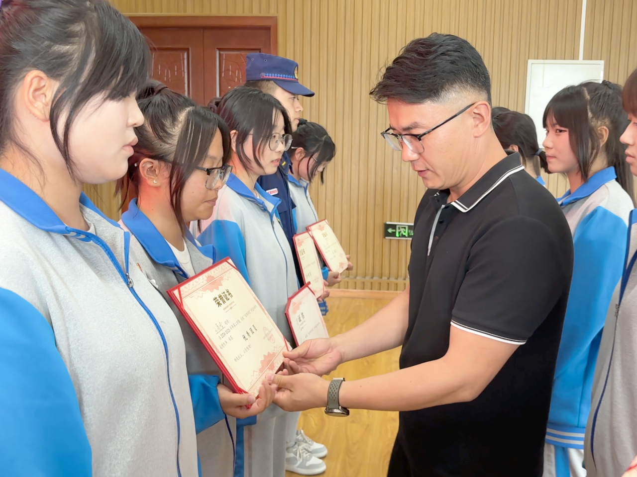 青春向党，榜样领航 | 我校举行“五四”表彰仪式(图5)