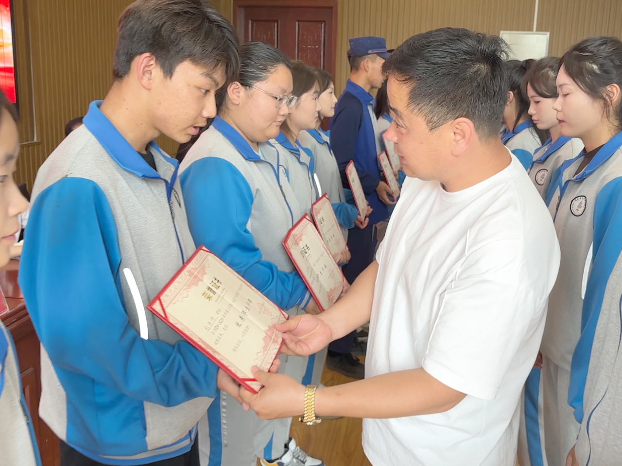 青春向党，榜样领航 | 我校举行“五四”表彰仪式(图6)