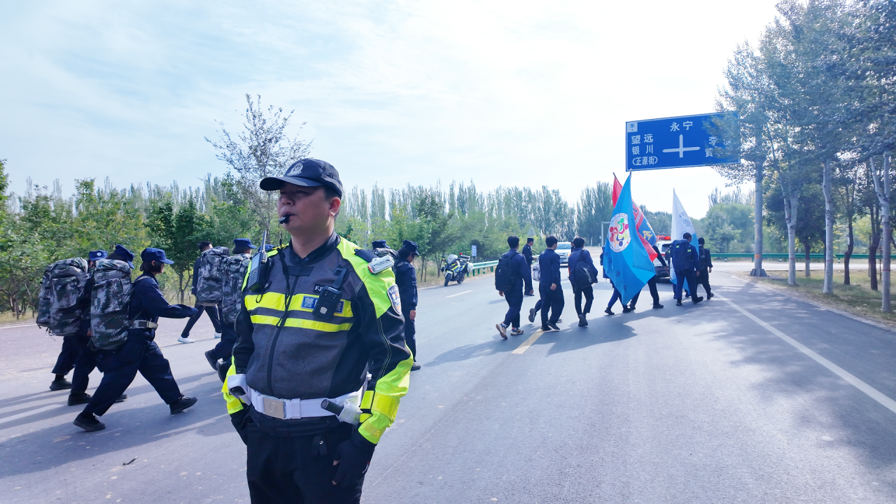 塞上宁商路 行走悟初心 | 我校全体师生开展“行走的思政课”主题活动(图18)