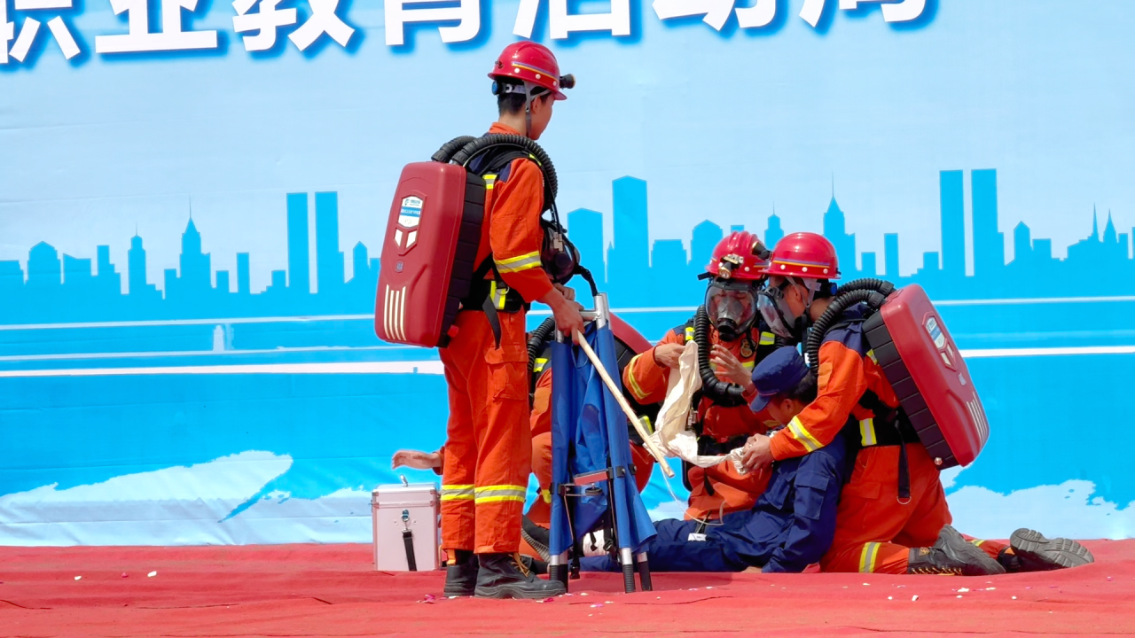 一技在手,一生无忧|宁夏商贸职业学校2026年职业教育活动周正式启动!(图13) 1-260514152AA92.png